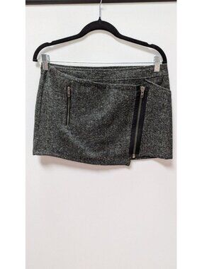 Guess Black Chevron Knit Zippered Mini Skirt